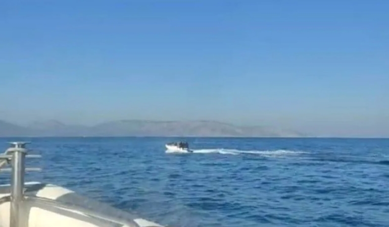 Ege Denizi'nde İki Ayrı Tekne Kazası: Biri Bebek 12 Göçmen Hayatını Kaybetti